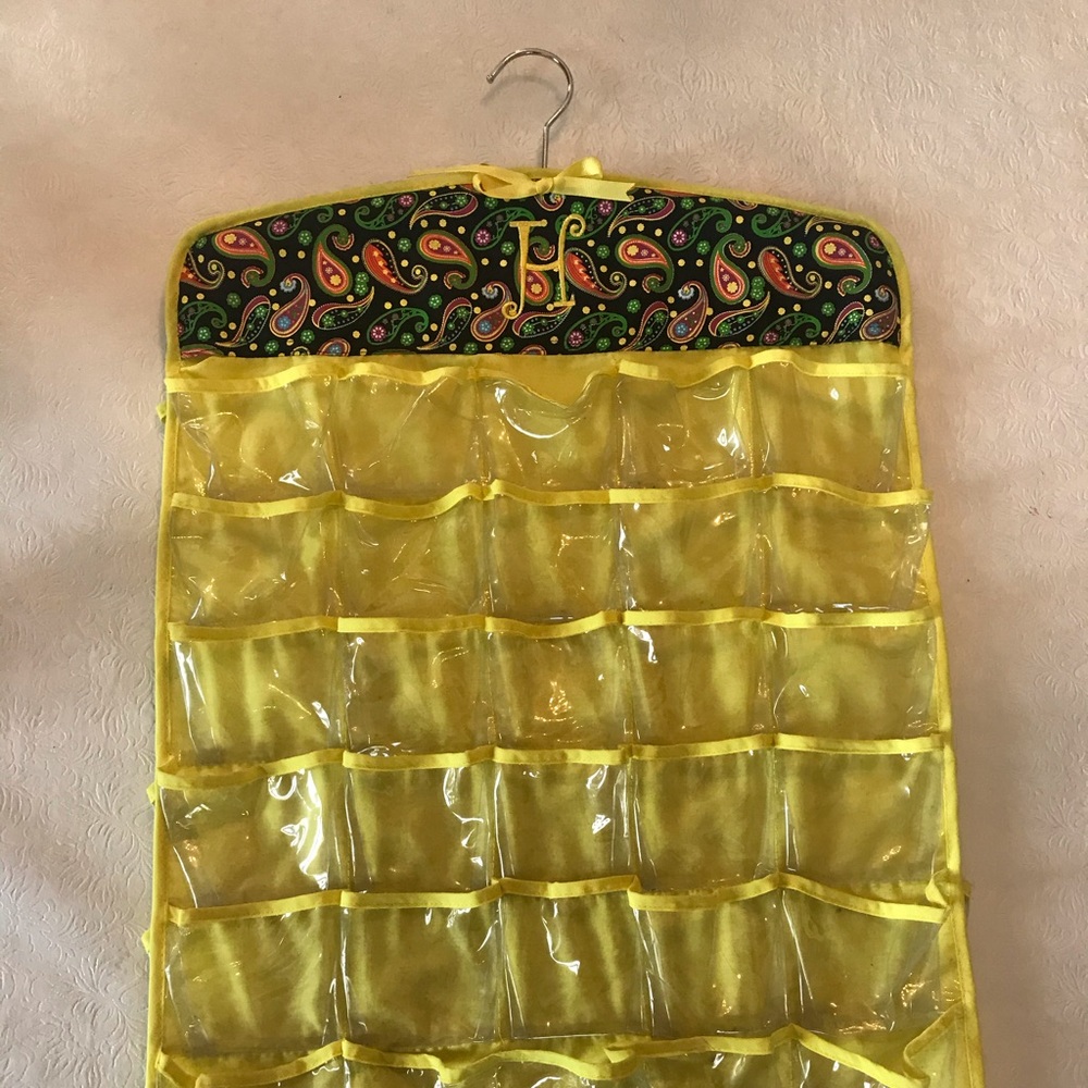 Yellow jewelry holder